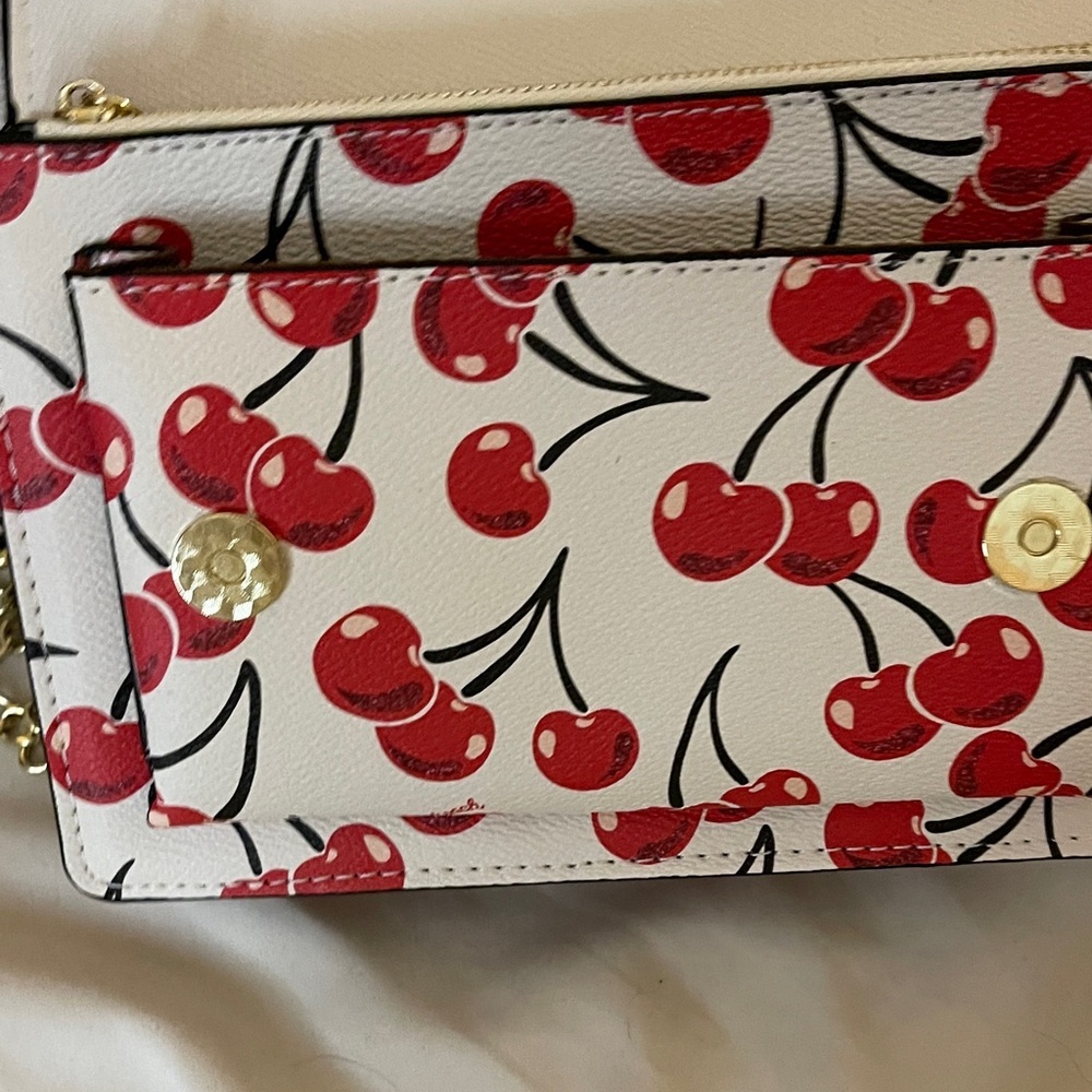 Coach Rare Red Cherry Shoulder Bag with Gold Chain and Coach Card Cherries Coach - Picture 6 of 11